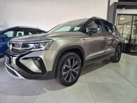 Volkswagen TAOS 1.4 250 TSI Highline 4 portas