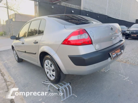 MÉGANE 1.6 Extreme Sedan 16V