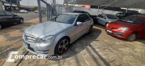 Mercedes-Benz c180 1.6 turbo 4 portas