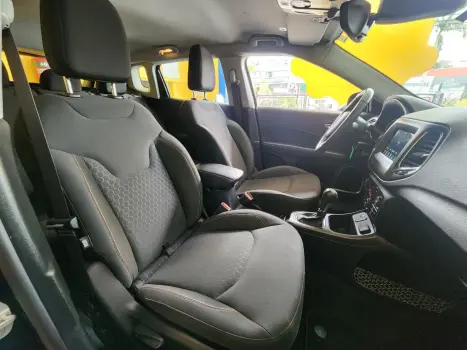 COMPASS SPORT 2.0 4x2 Flex 16V Aut.