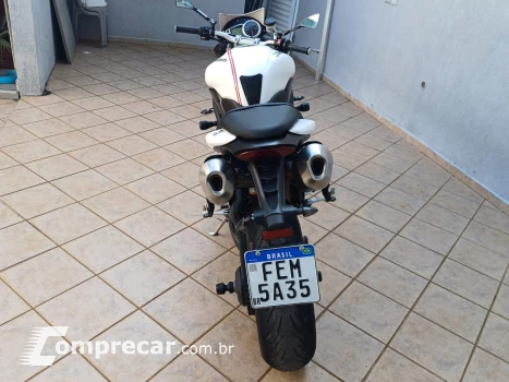 Speed Triple 1050i