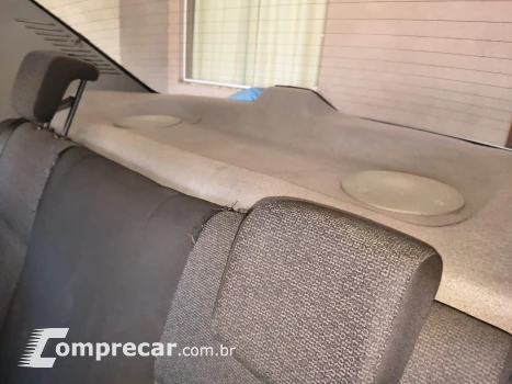 LOGAN 1.0 Authentique 16V