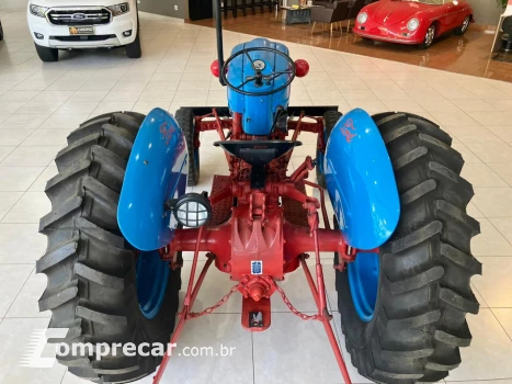 8 N Modelo sem Versão