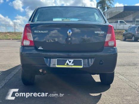 LOGAN 1.0 12V SCE Expression