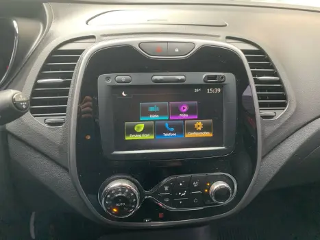 CAPTUR Intense Bose 1.6 16V Flex 5p Aut.