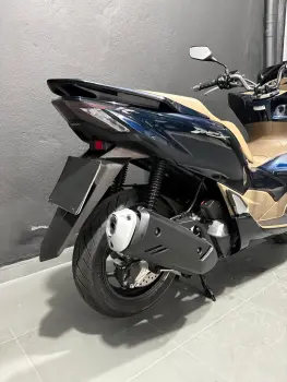 PCX 160 DLX ABS