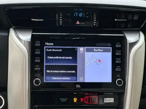 HILUX SW4 2.8 D-4D TURBO DIESEL DIAMOND 7L 4X4 AUTOMÁTICO