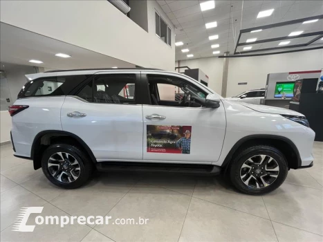 HILUX SW4 2.8 D-4d Turbo SRX Platinum 7L 4X4