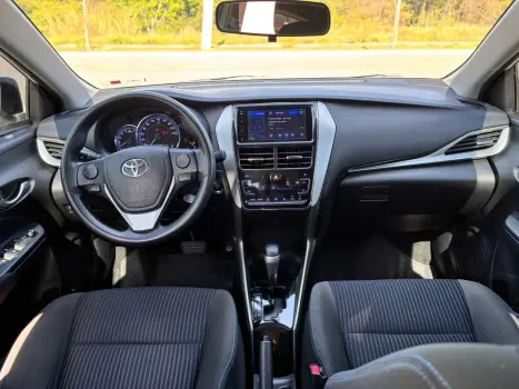 Yaris Sedan 1.5 XL Plus Tech CVT (Flex)