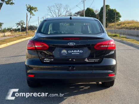 FOCUS 2.0 TITANIUM PLUS FASTBACK 16V FLEX 4P POWERSHIFT