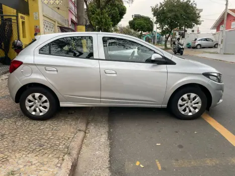 ONIX HATCH LT 1.0 8V FlexPower 5p Mec.