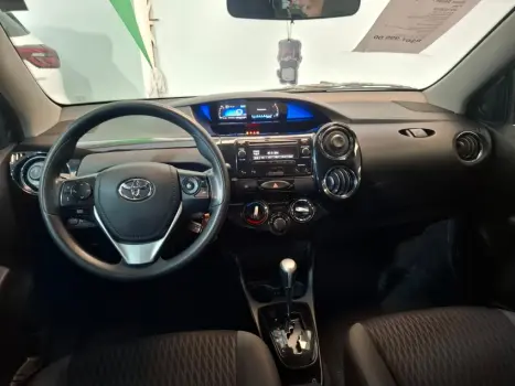 ETIOS 1.5 X Plus Sedan 16V