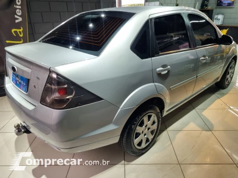 FIESTA 1.6 MPI Sedan 8V