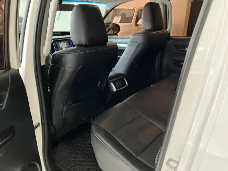 Hilux Caminhonete 2.8 16V SRV 4X4 DIESEL CABINE DUPLA AUTOMÁ