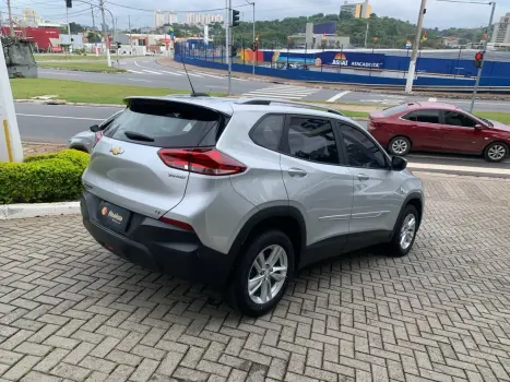 TRACKER LT 1.0 Turbo 12V Flex Aut.