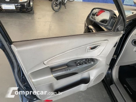 TUCSON 2.0 GL 2WD 16V