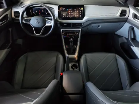 T-CROSS 1.0 200 TSI TOTAL FLEX COMFORTLINE AUTOMÁTICO