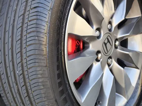 CIVIC 1.8 LXS 16V GASOLINA 4P AUTOMÁTICO