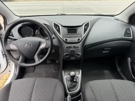 HB20 - 1.0 COMFORT PLUS 12V 4P MANUAL