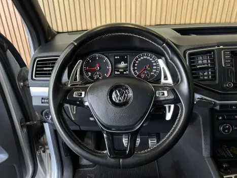 AMAROK 3.0 V6 TDI DIESEL HIGHLINE EXTREME CD 4MOTION AUTOMÁT