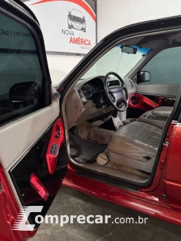 Explorer XLT 4x2 4.0 V6