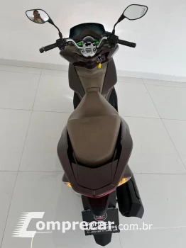 PCX 150 DLX