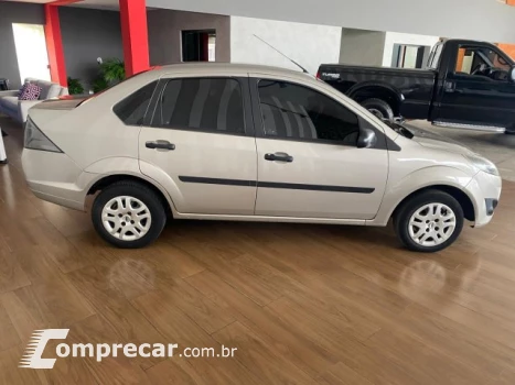 FIESTA SEDAN - 1.6 MPI SEDAN 8V 4P MANUAL