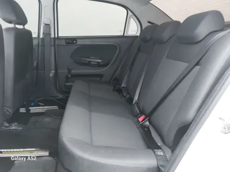 VOYAGE 1.0 12V MPI TOTALFLEX 4P MANUAL