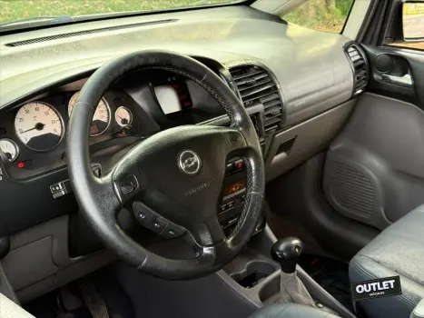 ZAFIRA 2.0 MPFI ELITE 8V FLEX 4P AUTOMÁTICO