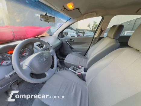 MÉGANE 1.6 Extreme Sedan 16V