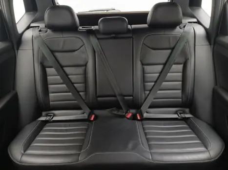 TAOS 1.4 250 TSI TOTAL FLEX HIGHLINE AUTOMÁTICO