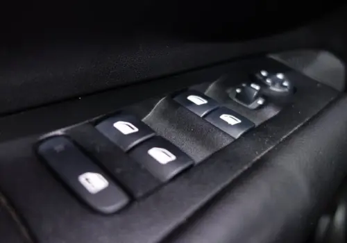 C4 CACTUS - 1.6 THP SHINE PACK EAT6