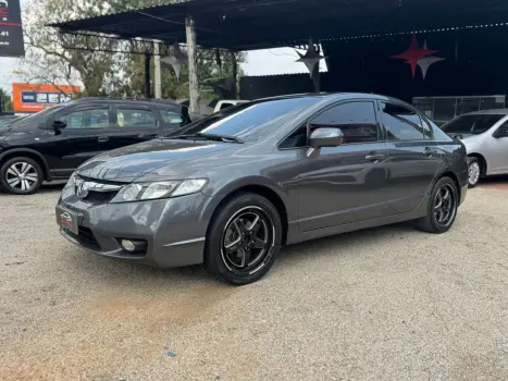 Honda Civic 1.8 16V 4P FLEX LXS AUTOMÁTICO 4 portas