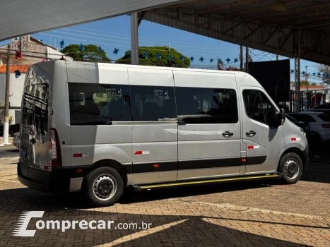 MASTER 2.3 DCI Minibus Executive 16L L3h2