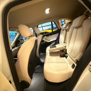 X1 2.0 16V Sdrive18i TOP