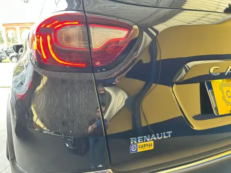 CAPTUR Intense Bose 1.6 16V Flex 5p Aut.