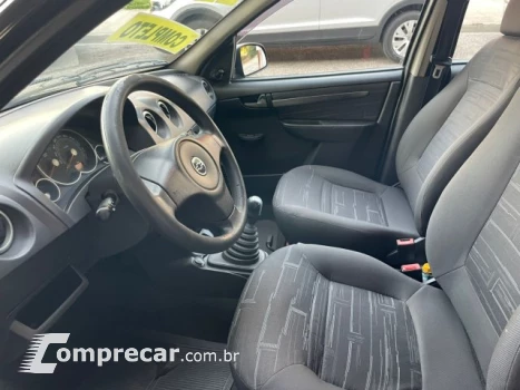 PRISMA - 1.0 MPFI VHCE MAXX 8V 4P MANUAL