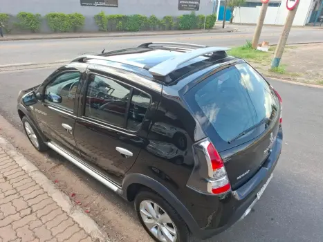 Sandero 1.6 STEPWAY 16V FLEX 4P AUTOMÁTICO
