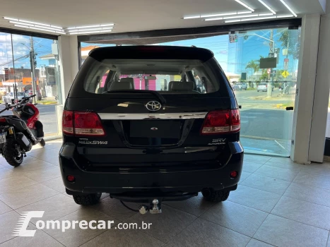 HILUX SW4 3.0 SRV 4X4 16V TURBO INTERCOOLER DIESEL 4P AUTOMÁ