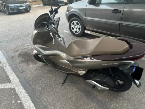 pcx dlx