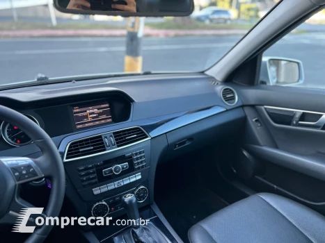 C 180 1.8 Cgi Classic 16V Turbo Gasolina 4P Automático