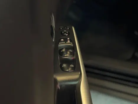 Kicks 1.6 16V Flexstart Sl 4P Xtronic