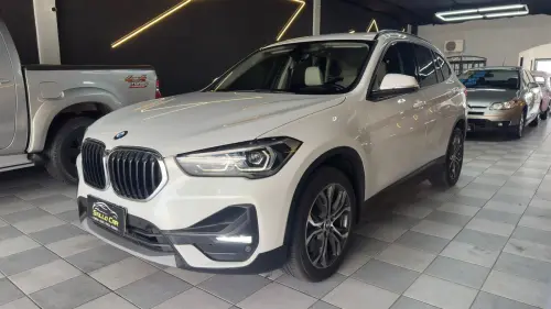 BMW X1 2.0 16V Turbo Activeflex Sdrive20i 4 portas