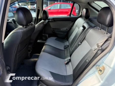 ASTRA 2.0 MPFI Advantage 8V