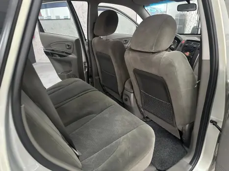 Tucson 2.0 Mpfi Gls 16V 143Cv 2Wd Gasolina 4P Automático