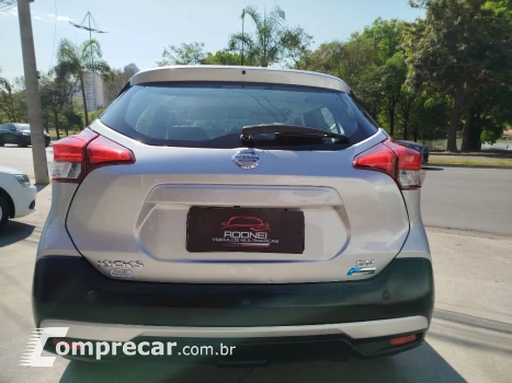 KICKS SV 1.6 16V FlexStar 5p Aut.