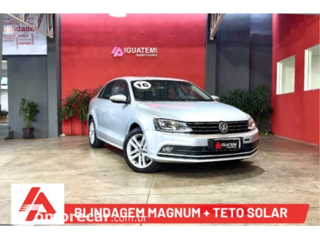Volkswagen JETTA 2.0 TSI HIGHLINE 211CV GASOLINA 4P TIPTRONIC 4 portas
