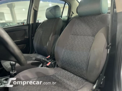 ASTRA 2.0 MPFI Advantage Sedan 8V