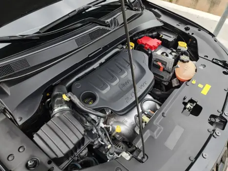 COMPASS LIMITED 2.0 4x2 Flex 16V Aut.