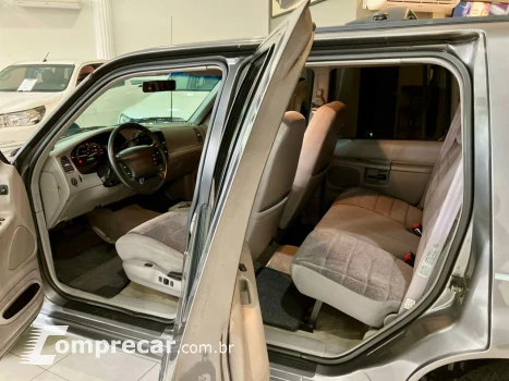 Explorer 4.0 V6 24V XLT AUTOMÁTICO